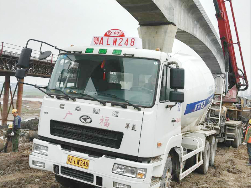 武汉市轨道交通5号线工程第3，4，5，6，7标段施工现场